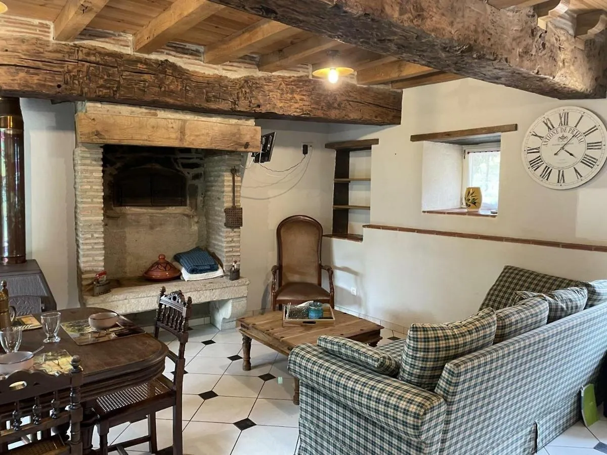 Gite Charme & Confort Avec Piscine, Terrasse, Jardin Clos, Pres De Neris Les Bains, Animaux Acceptes - Fr-1-489-344 Terjat